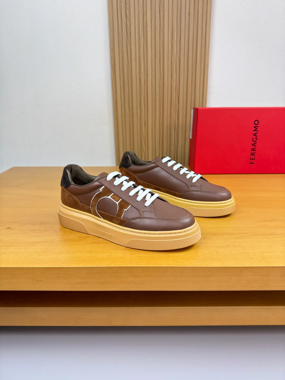 Men's men's shoes 💰440 [New style] 🏃‍♂️🏃‍♂️[Ferragamo] Ferragamo - High-end quality original order·Casual sports shoes -Upper: 🔝Nappa calfskin, suede calfskin, shoe body. Sewing brand totem, tongue air pressure brand logo -Inner: water-dyed cowhide -Outsole: ultra-light TPU foam rubber; molded outsole -Ultra-high quality control and fine workmanship: outstanding (high-end, extravagance, grade) -Size: 38-45 (46, can be customized)